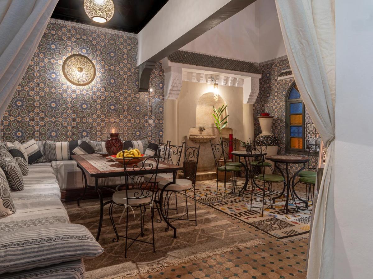 Dar El Arsa Rooftop & Jacuzzi 2*