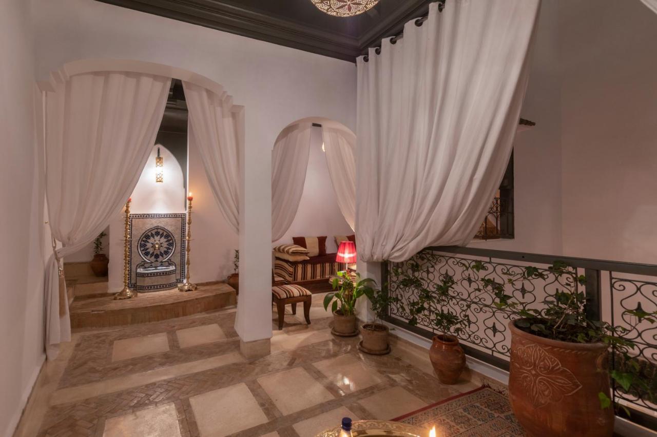 Dar El Arsa Rooftop & Jacuzzi 2*